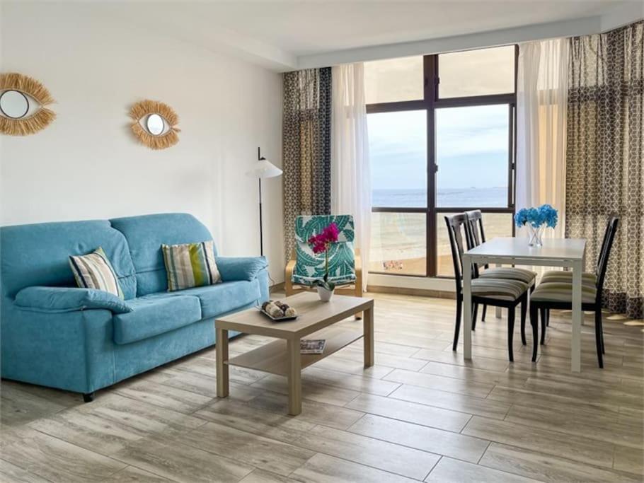 Beachfront Apartment Incl Highspeed Wifi เมเลนารา ภายนอก รูปภาพ